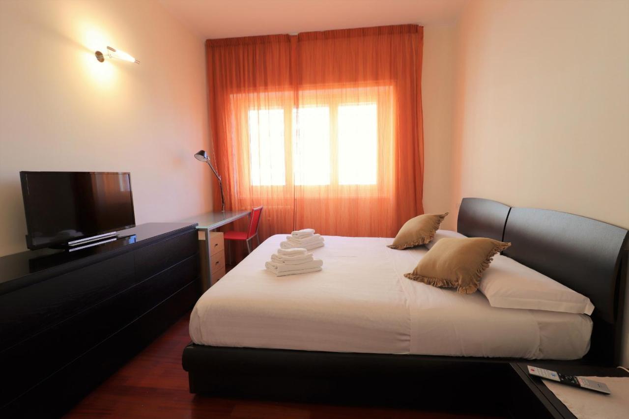 St Peter New And Lightsome Apartment With Balcony โรม ภายนอก รูปภาพ